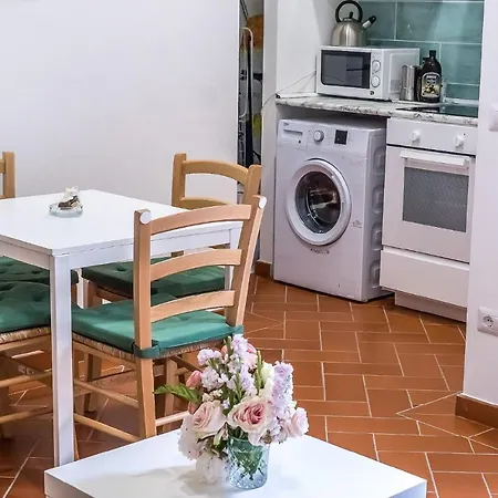 Homestay In An Close To The Train Station Florence